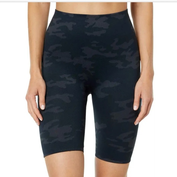 SPANX Camo Bike Short - Picture 3 of 4